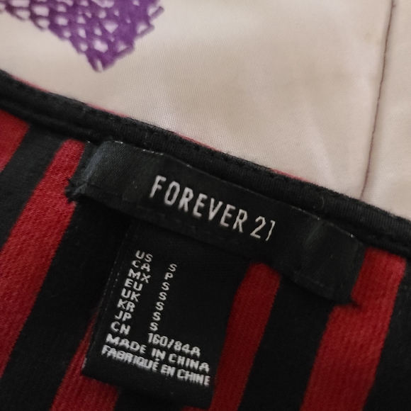 Forever21 cropped top - Picture 2 of 3